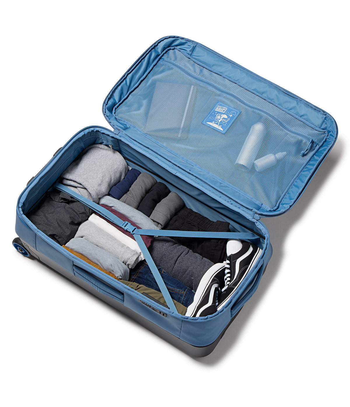 good-latitude-30-rolling-duffel-n5 JS0A86EOEW5-DET3.png