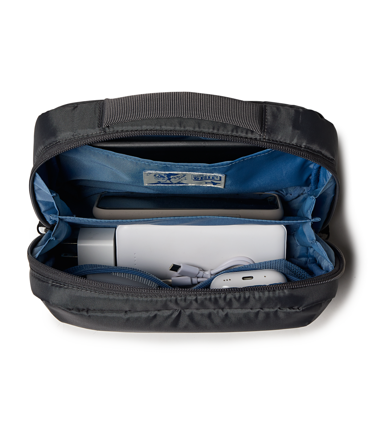 22-carry-on-luggage-tech-organizer-smokey-grit-set-y7 JS0A86EVDMX-DET3.png