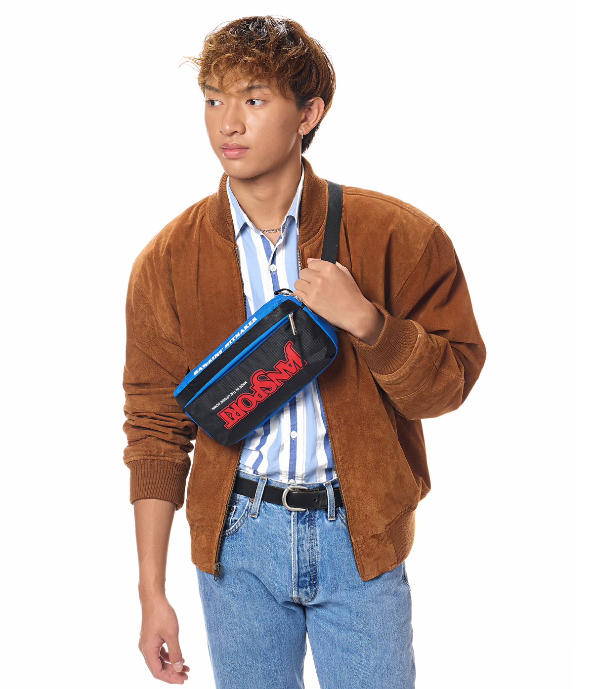 washington-waistpack-squawk-radio-t6 JS0A898CA2S-MODEL.png